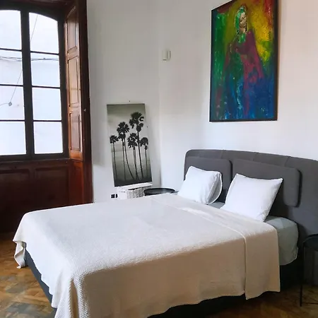 Small Double In Shared Colonial Inn
