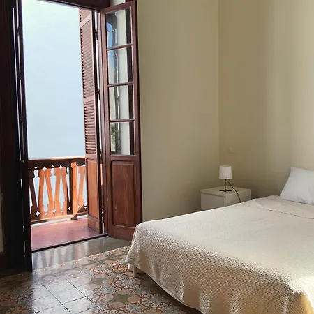 Gasthof Small Double In Shared Colonial